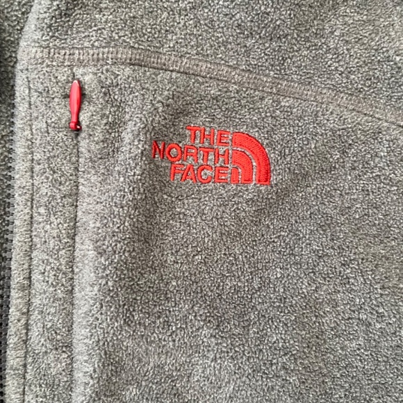 EUC - Men's The North Face Gray Full Zip Fleece Jacket Size Medium - Picture 3 of 11